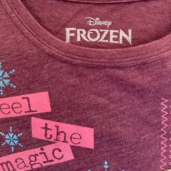 Disney Frozen T-shirt "Can you Feel the Magic" L (12) Plus NWT - Picture 5 of 7
